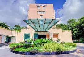 Luxury Hotel Escort Service Blue Diamond Pune